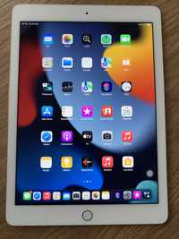 Tableta Slim Apple iPad Air Gold Display mare perfect functionala