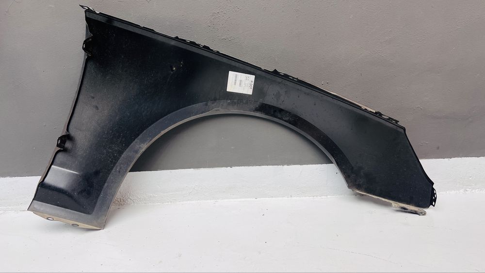 Aripa stanga audi a4b9 2016