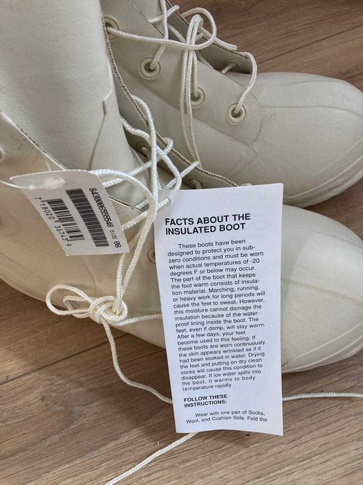 Bocanci NATO originali, -50°C„Mickey” / „Bunny boots” marimea 42