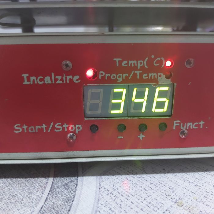 Cuptor Caloris µCD 1000°C – tehnică dentară, funcțional.