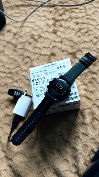 Vand ceas suunto 3 all black