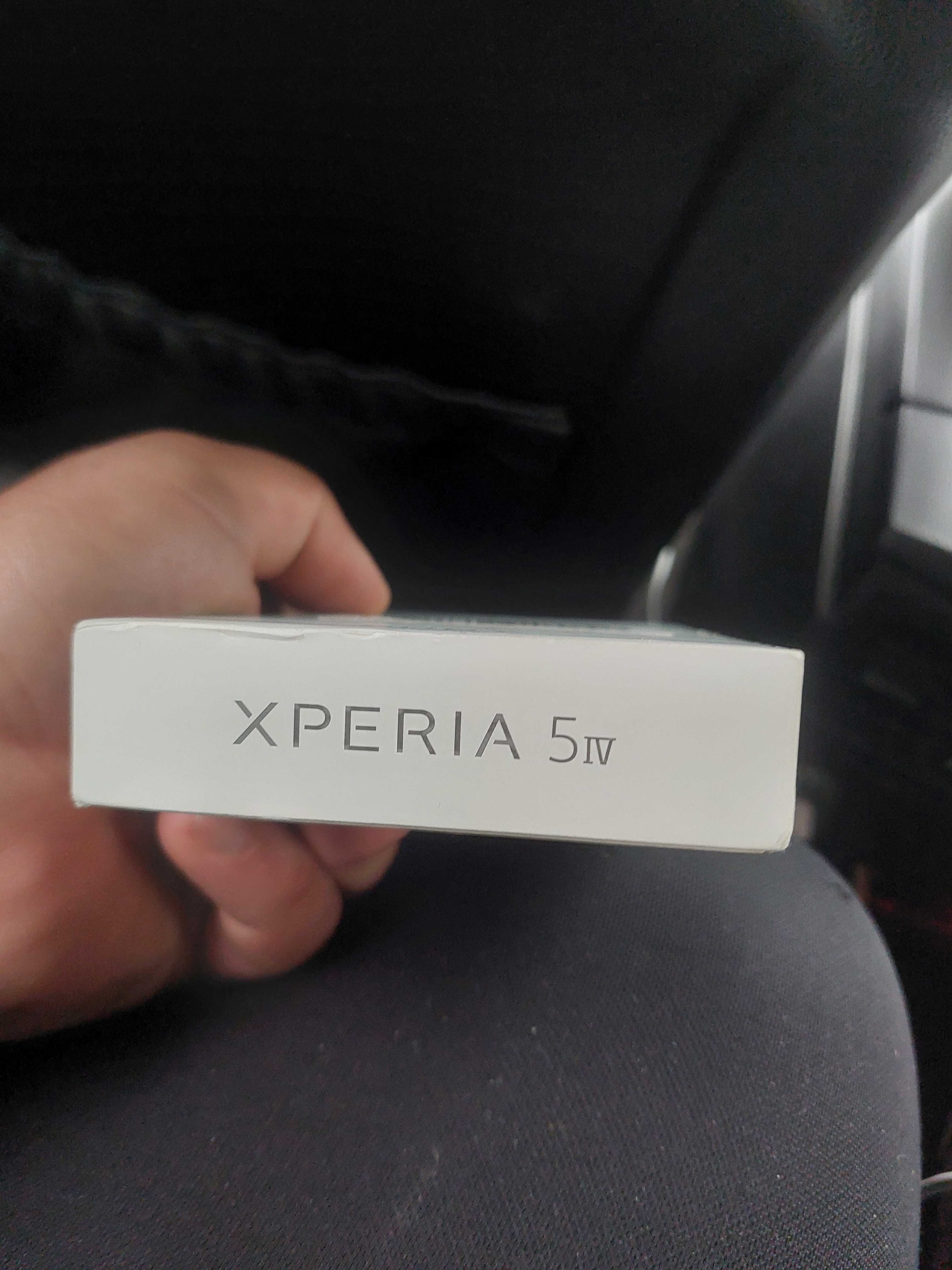 Telefon sony xperia 5 , dau si la schimb pe atv-cross