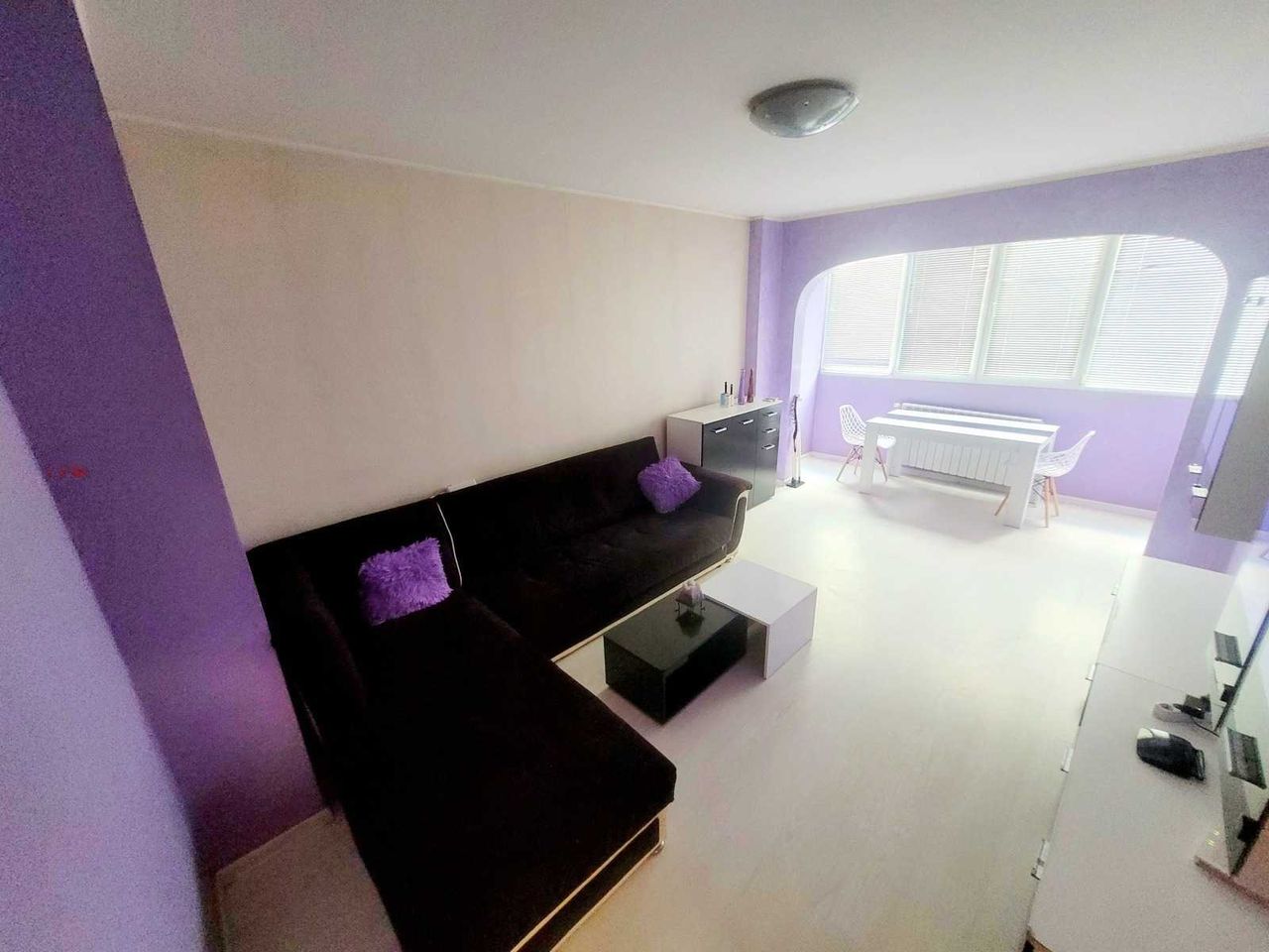 Дава се под наем Двустаен апартамент в София, Света Троица - 75 кв.м за 408 € - Снимка #3