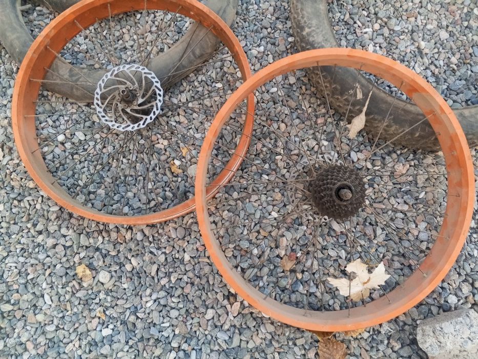 Tanka, Velosapit kafolati bilan