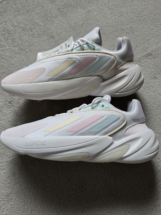 Adidas  Ozelia Nr 38