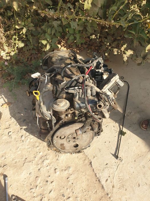 Dvigatel t18sed akpp zf4hp16