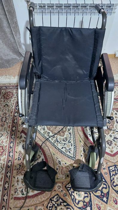 Продам коляску инвалидную