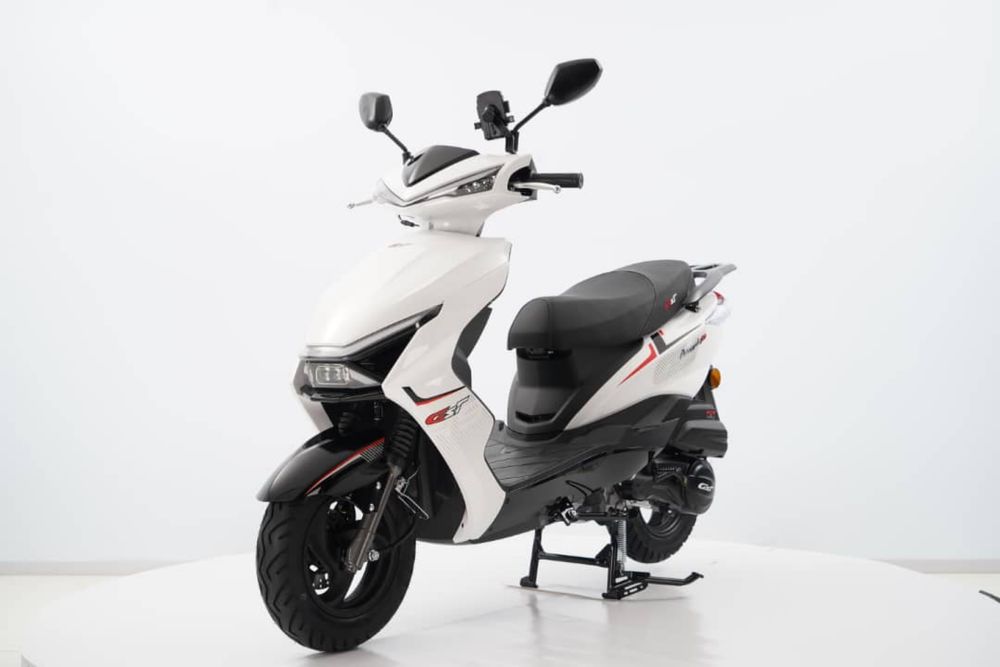 Gst 150cc 12 месяцев гарантии шлем в подарок