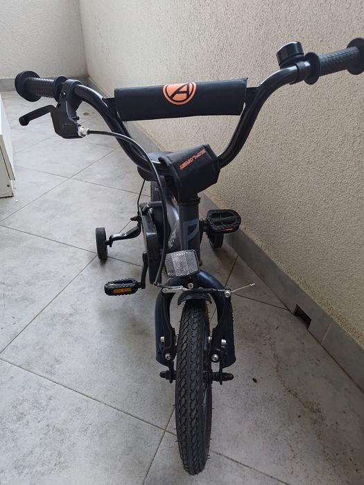 Bicicleta 12' nouă 2 ani