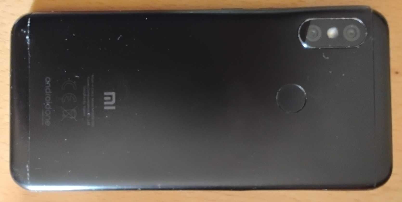 Xiaomi Mi A2 Lite отличен, с чисто нова батерия