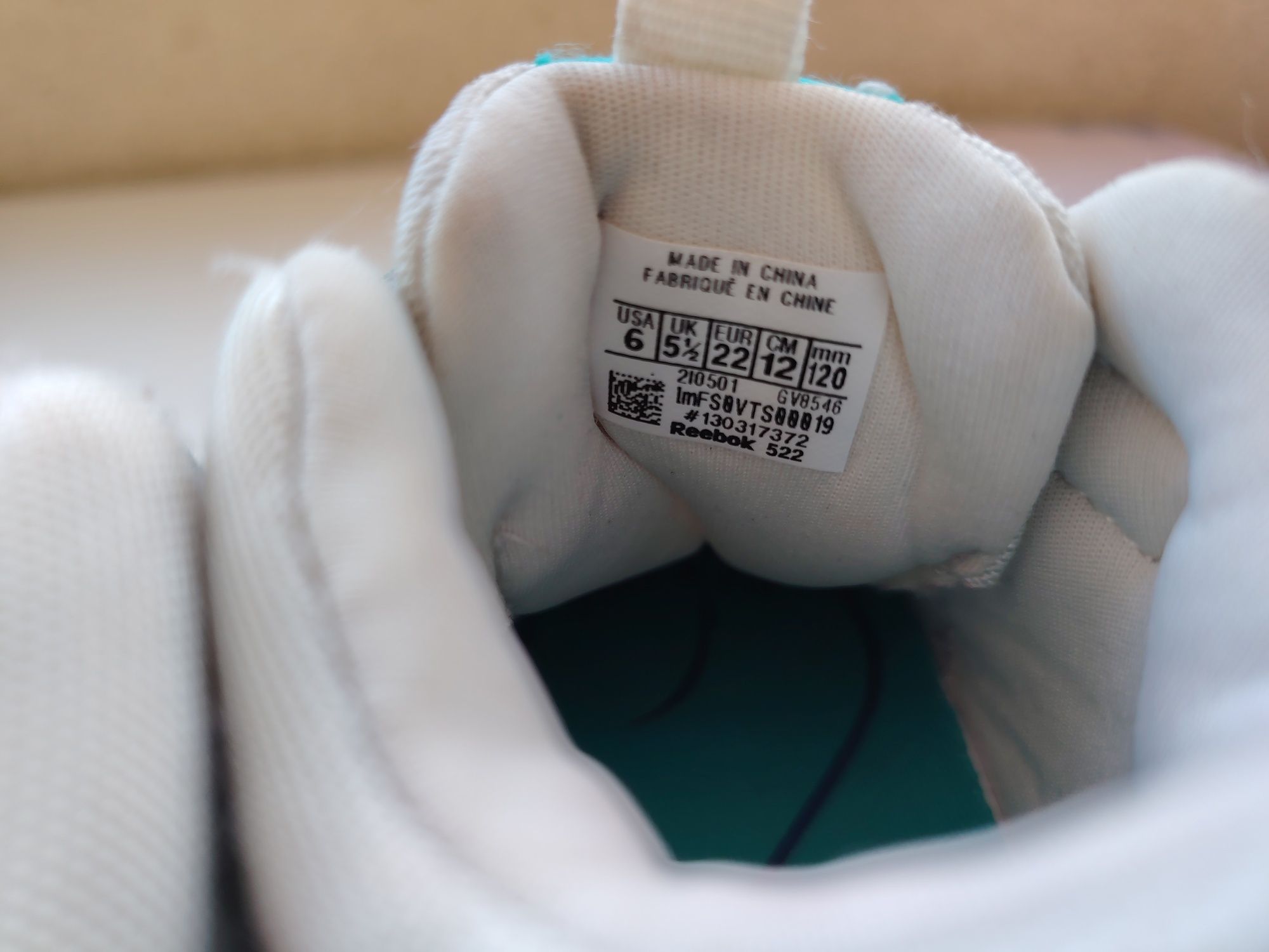 Кецове Reebok 22 v номер