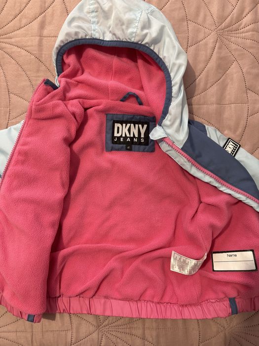 DKNY оригинално яке 104 размер 3-4 годинки