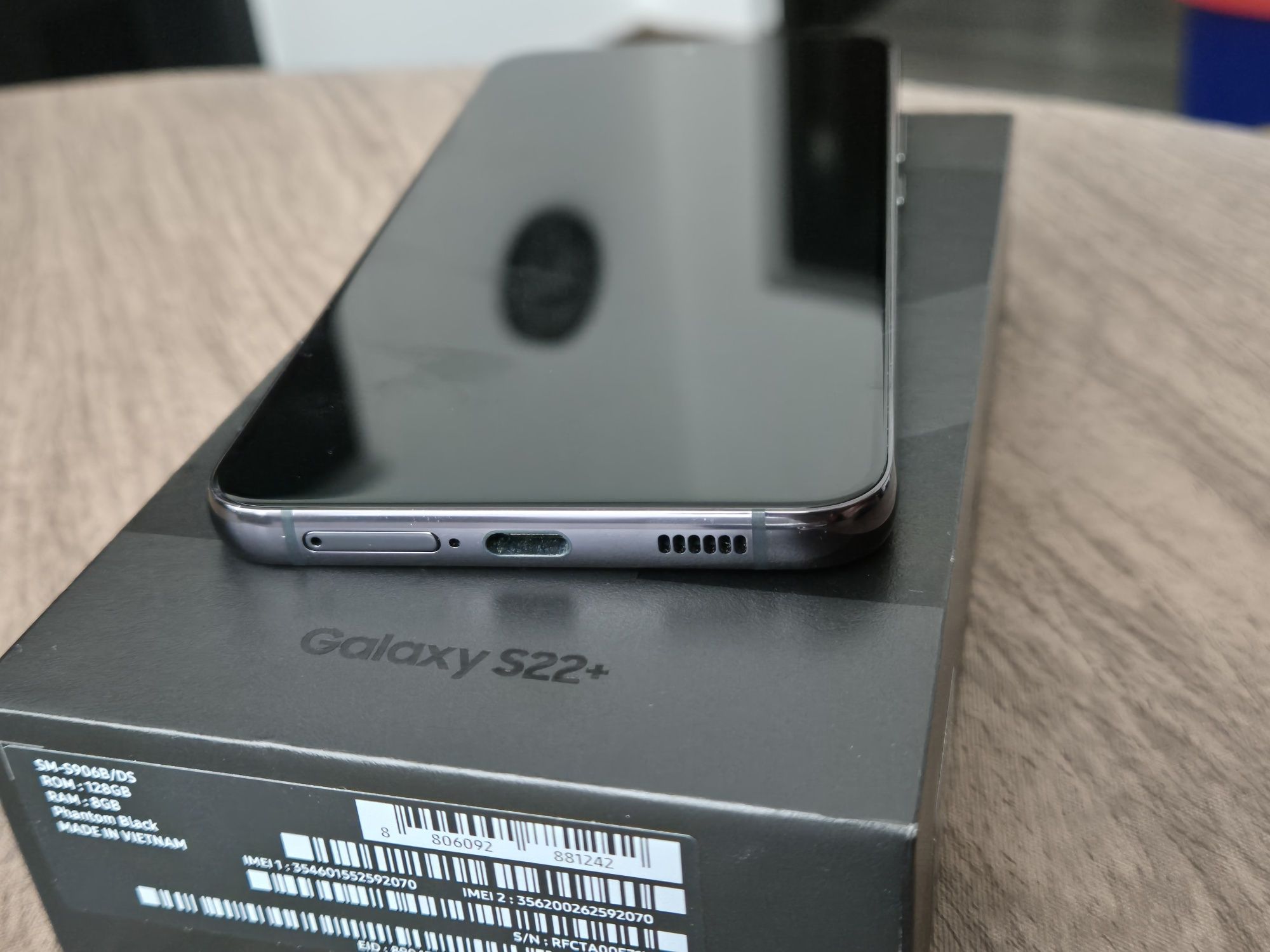 Samsung S22 Plus 5G 128Gb, 8Gb ram. Cutie, Factura.