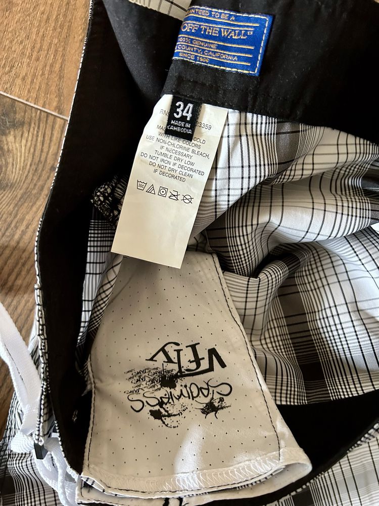VANS Нови мъжки къси панталони/банкски L