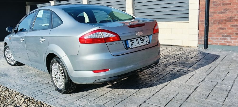 Vând Ford Mondeo mk4 1.8 tdci