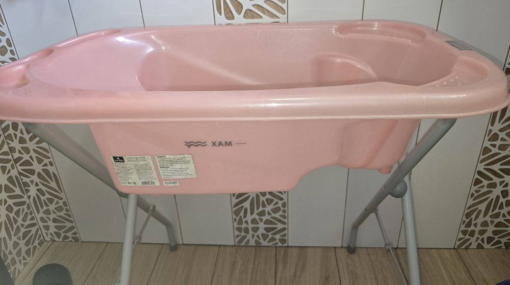 Анатомична вана със стойка Lorelli