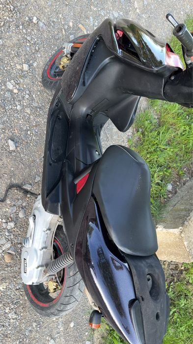 Scuter Yamaha aerox