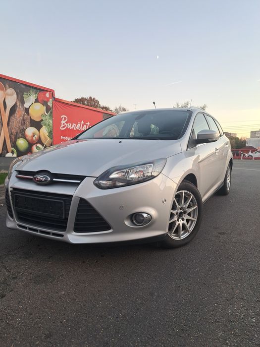 Ford Focus model Champion An 2012