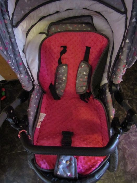 Бебешка/детска количка комбинирана