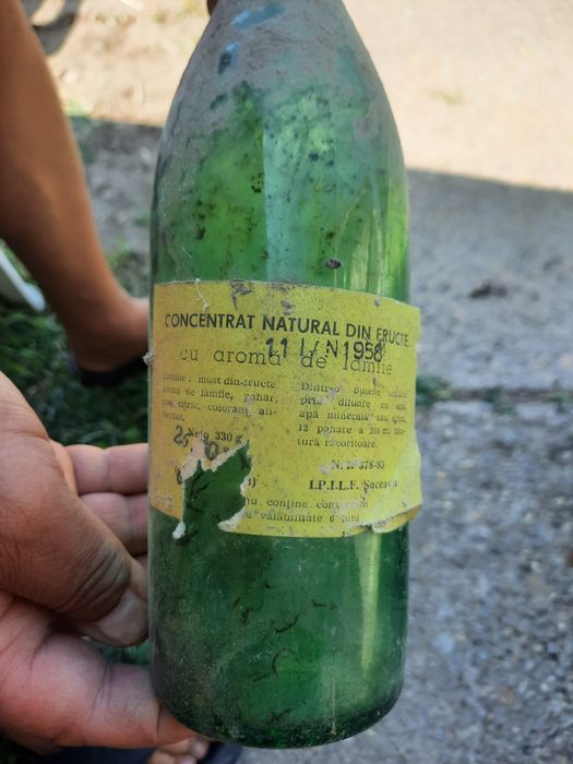 sticle vechi de colecție
