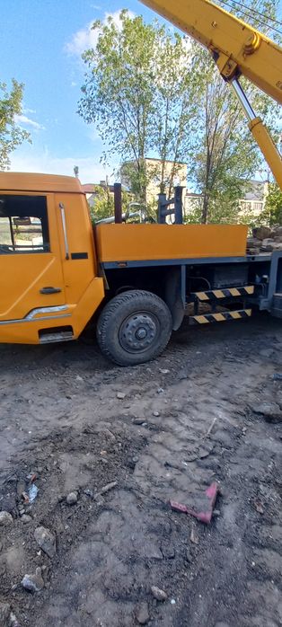Автокран Китаец на ходу