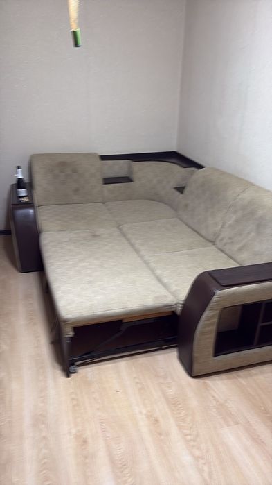 Диван в хорошем состоянии