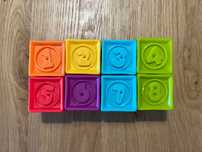 Бебешки играчки 6-12м