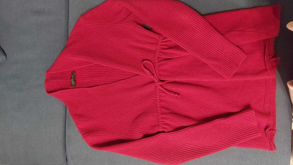 Лот дамски зимни пуловери