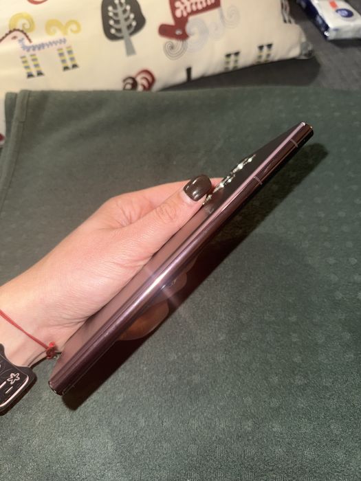 Samsung Galaxy S22 Ultra – 256GB, Отлично състояние