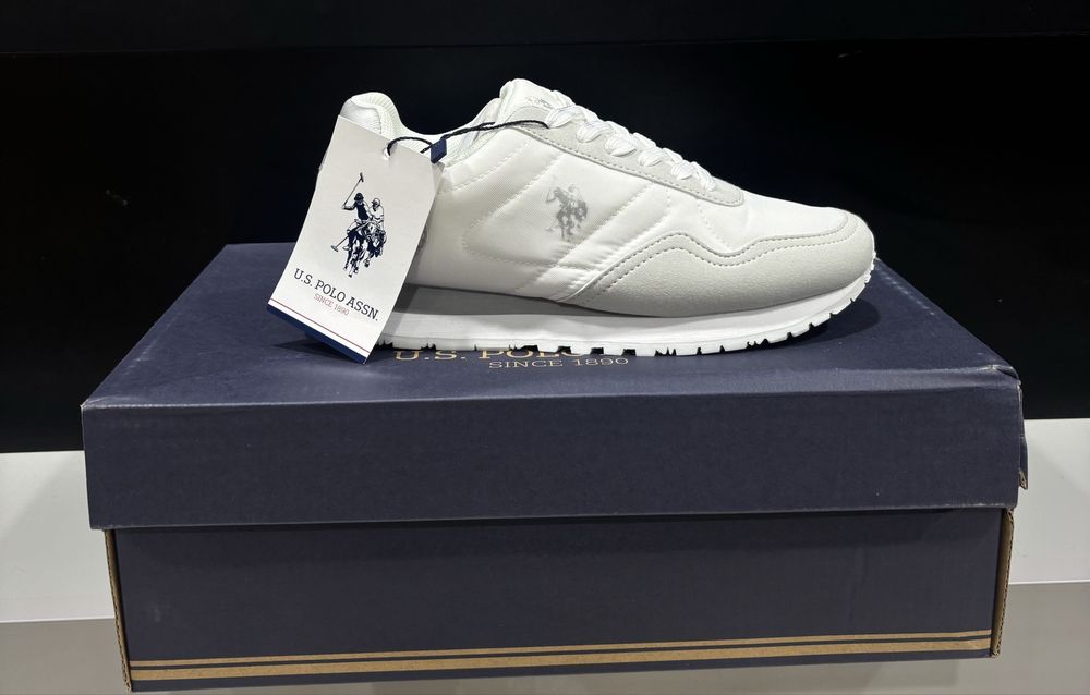 Adidasi U.S Polo Assn noi in cutie