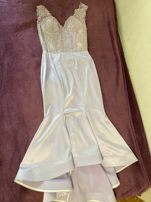 Продам вечернее платье новое