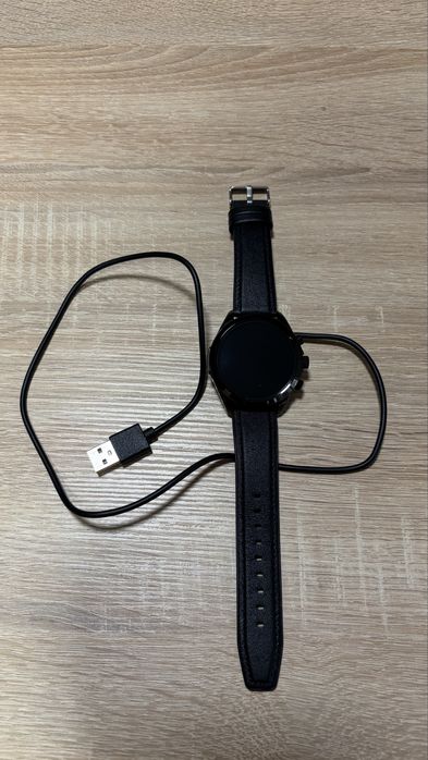 Продавам смарт часовник