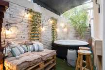 Apartament cu gradina jacuzzi ciubar