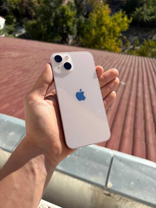 iPhone 13, Pink, Memorie 128GB, 87% Baterie, iOS 26 - FRUMOS CA NOU