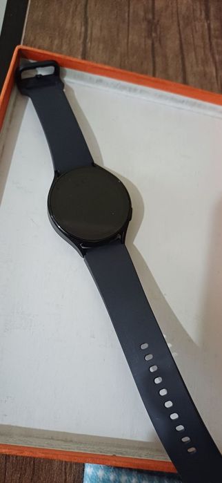 Продается часы Galaxy watch 5,44