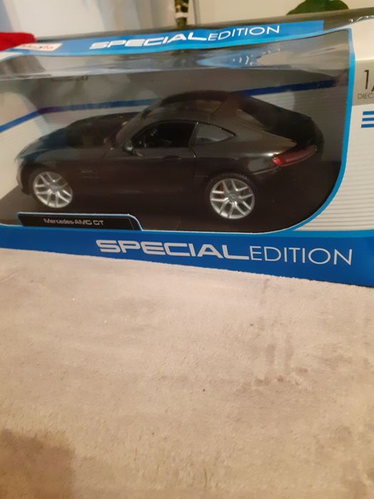 Machete  auto Maisto 1/18 Mercedes AMG GT  AUDI  TTR