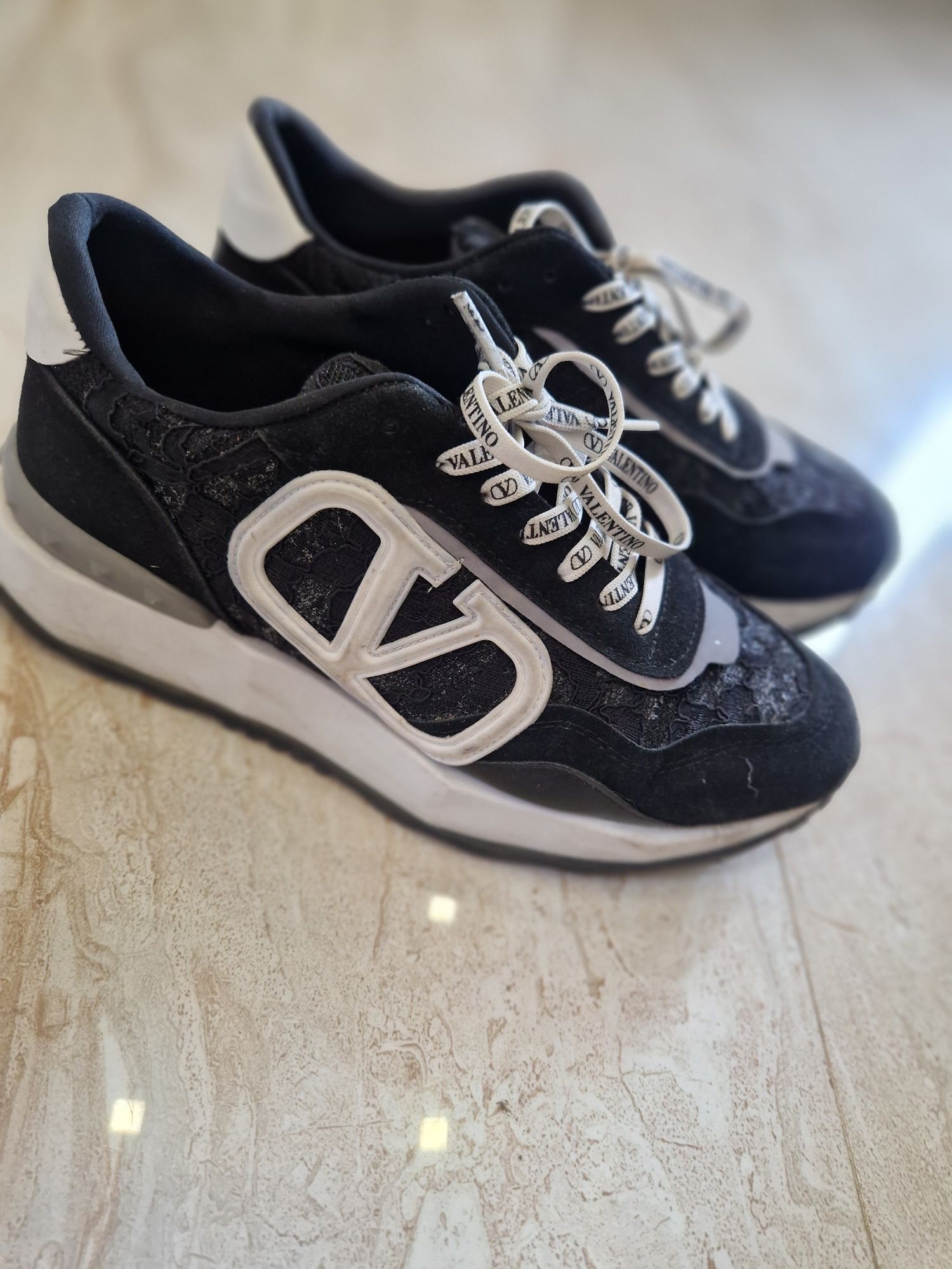 Дамски маратонки Valentino