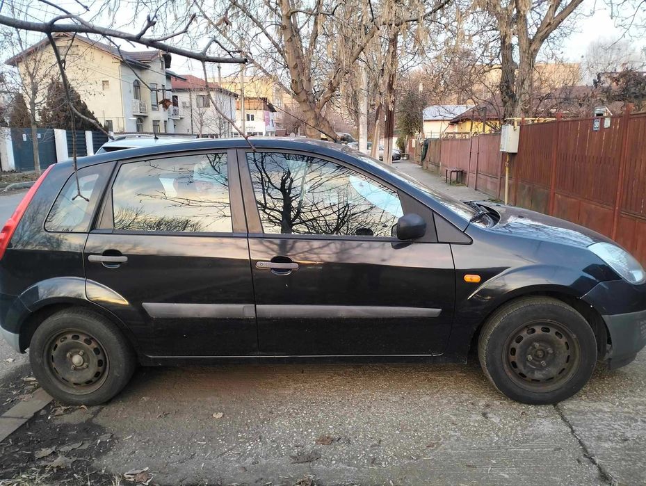 Ford Fiesta 1299cmc,benzina  distributie lant, 2006