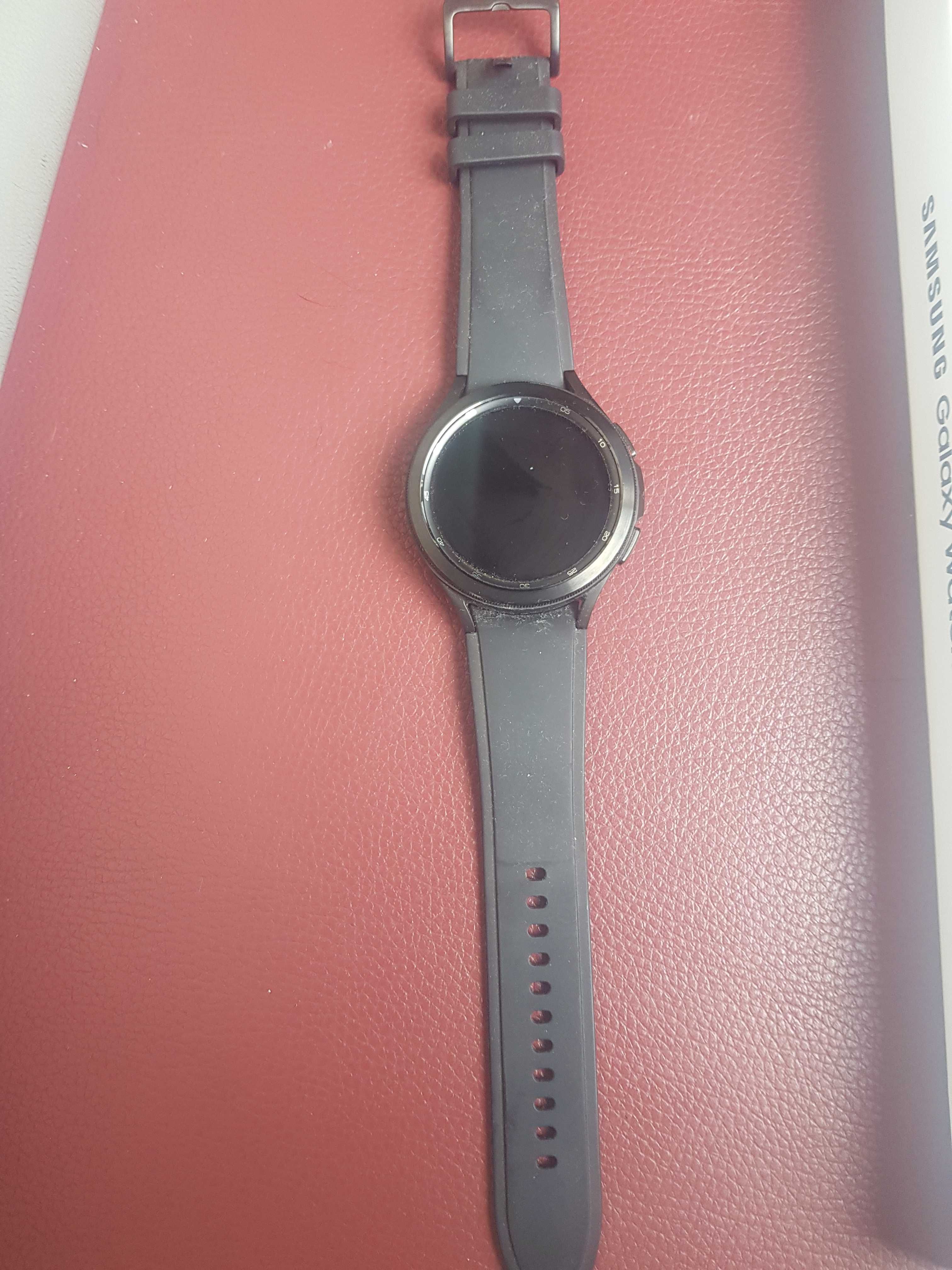 Смарт часовник Samsung watch 4 classic