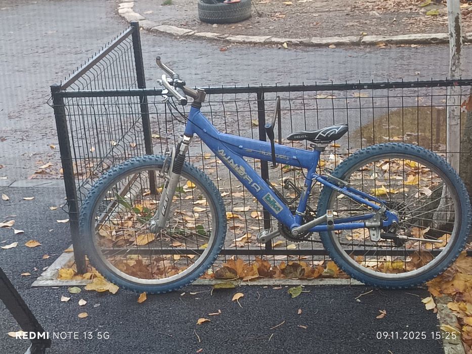 Bicicleta în stare bună nu știu ce firma e dar nu trimit in tara