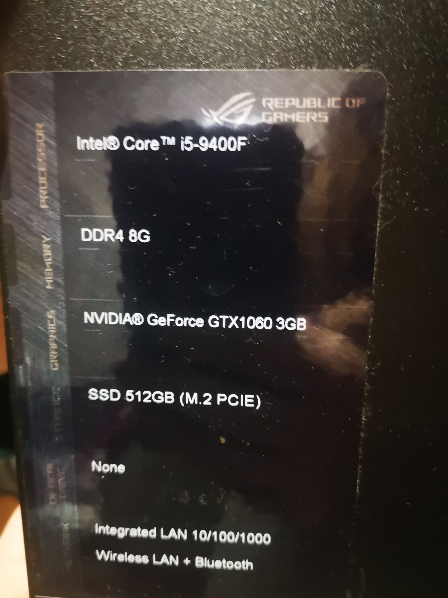 Vând unitate PC Asus ROG