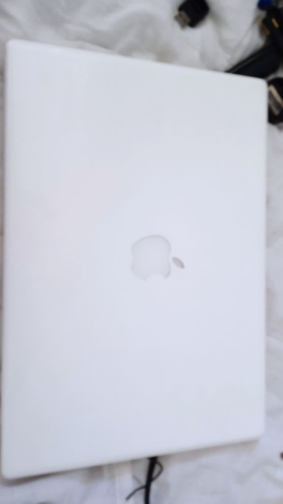 MacBook 1181 лаптоп