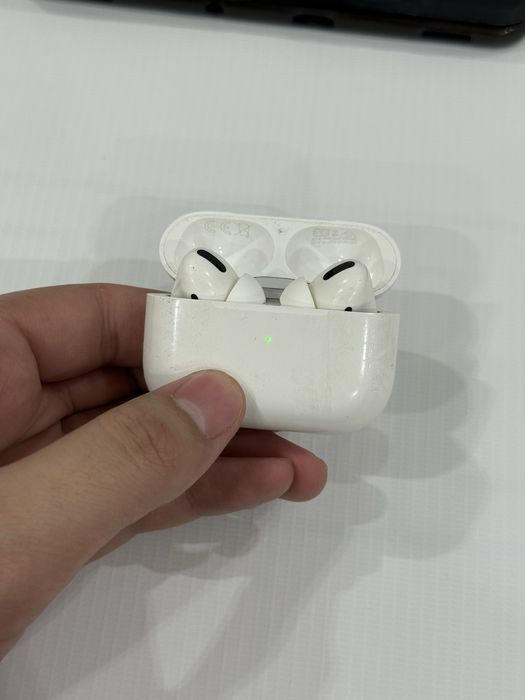 Airpods Pro 1 with Magsafe
