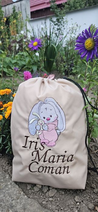 Rucscacel personalizat prin broderie pentru grădiniță/școală