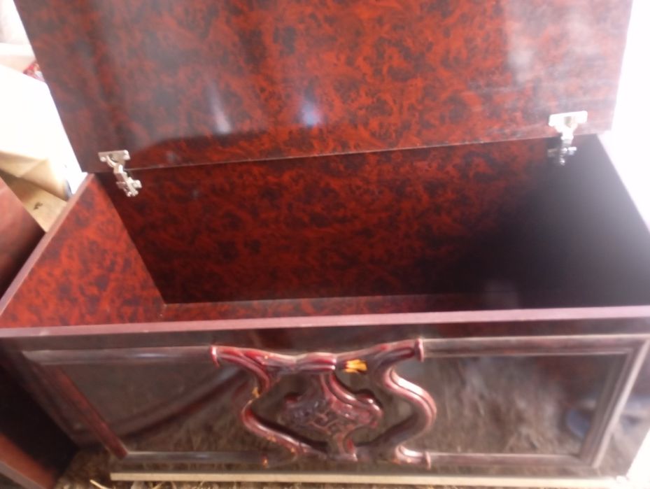 Сандик она-бола иккаласи 400 минг нархини келишамиз