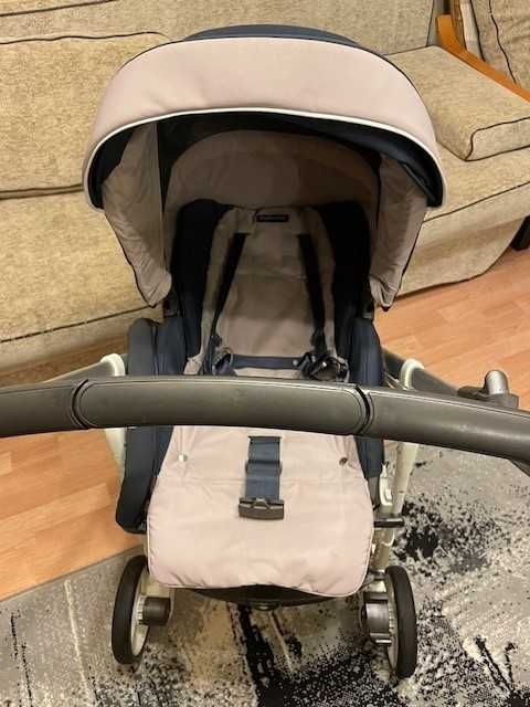 Carucior INGLESINA Trilogy - BONUS suport de masina pentru scoica