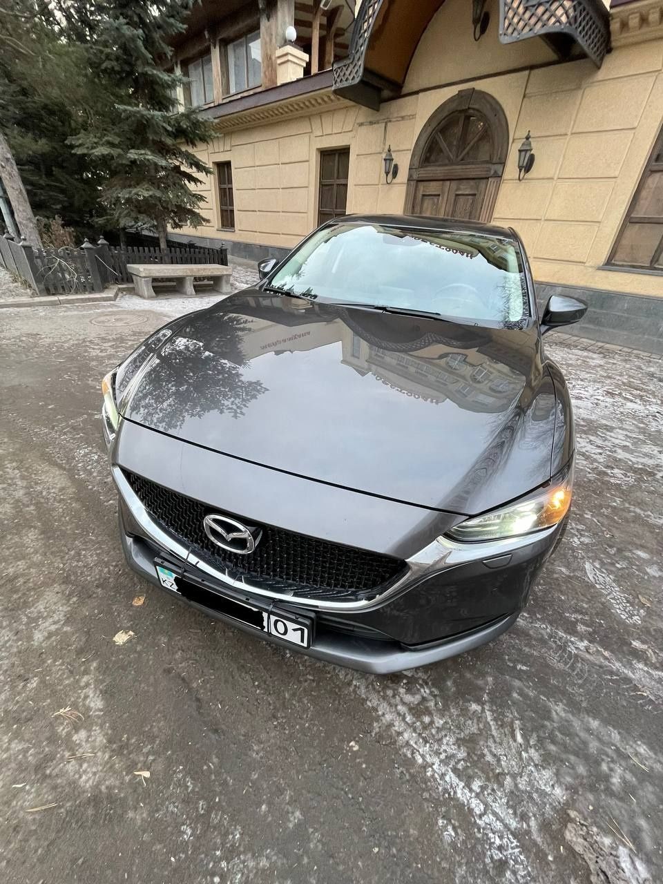 Автомобиль Mazda6