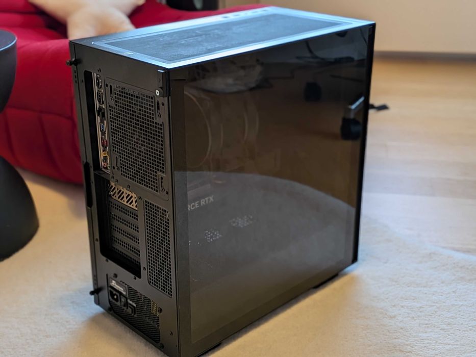 Геймърски/работен компютър, в гаранция, i7-14700 / RTX 4070 TI S / 64G