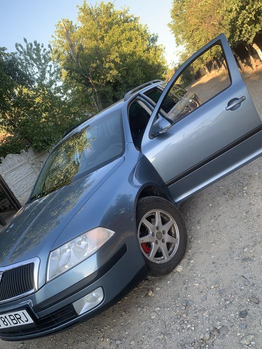 Vand sau schimb Skoda octavia 2 (AUTOMAT DSG)