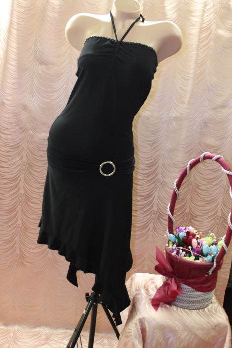 Продам коктейльные платья